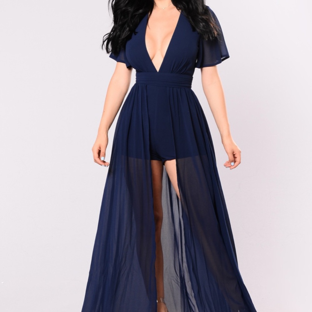 S Fashion Nova  Romper with train